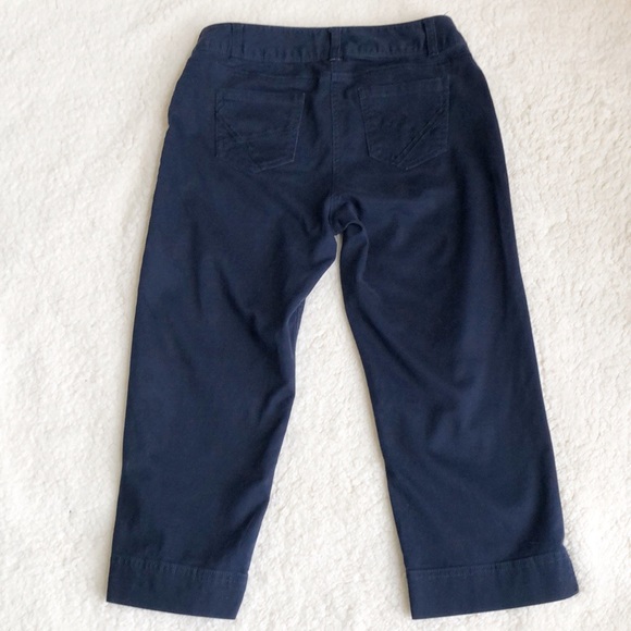 Charter Club Classic Fit 5 Pocket Capris Sz 4P - Picture 2 of 8